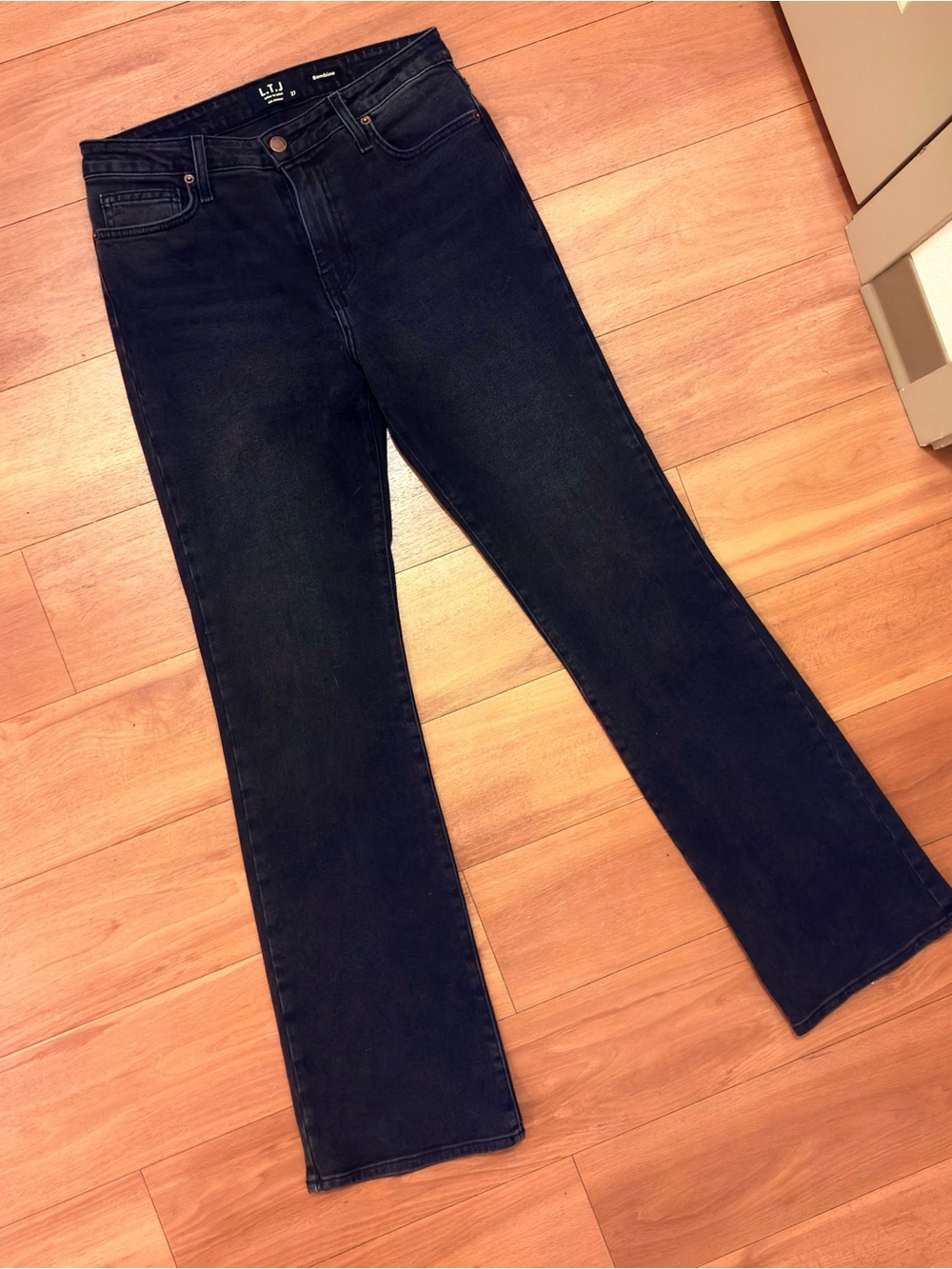 L.T.J (Letter To Juliet)
Women's Dark Black Bambino Skinny Flare